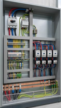 تمديدات كهرباء
